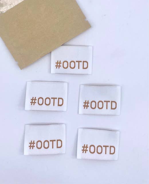 Étiquette Tissée à Coudre "#OOTD"