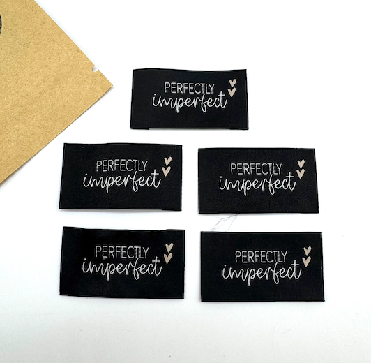 Etiquette Tissée à coudre : Perfectly imperfect - NOIR