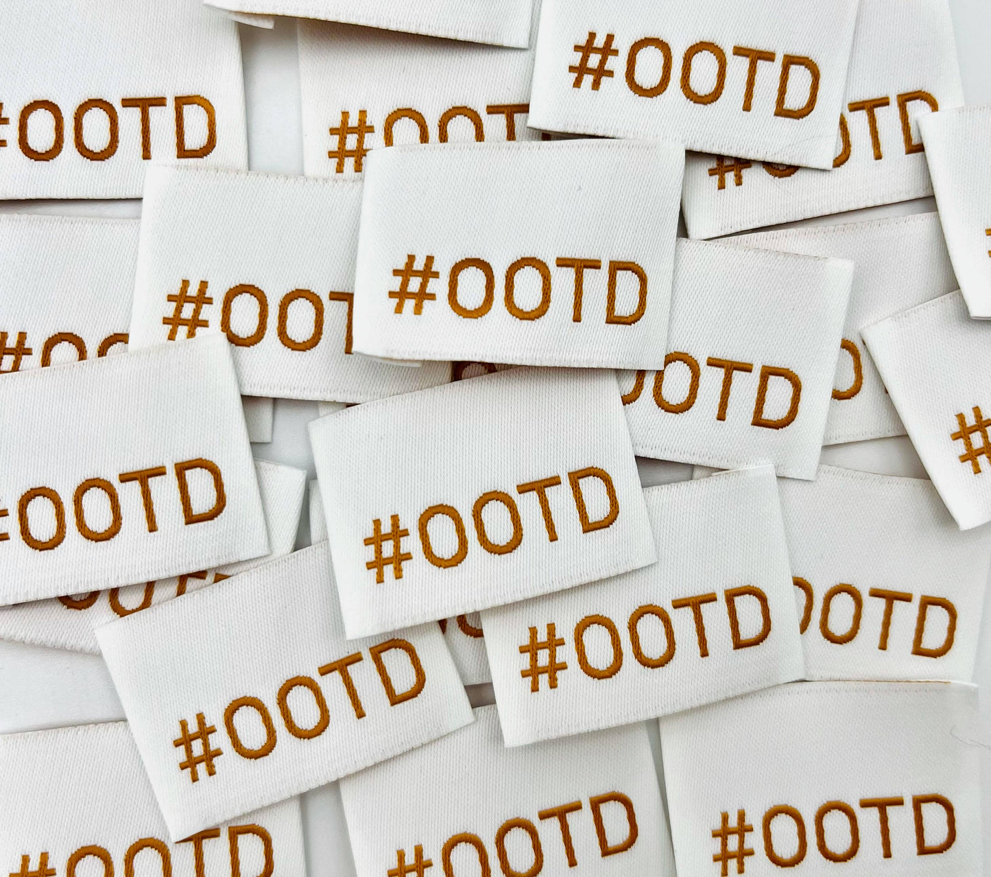 Étiquette Tissée à Coudre  "#OOTD"