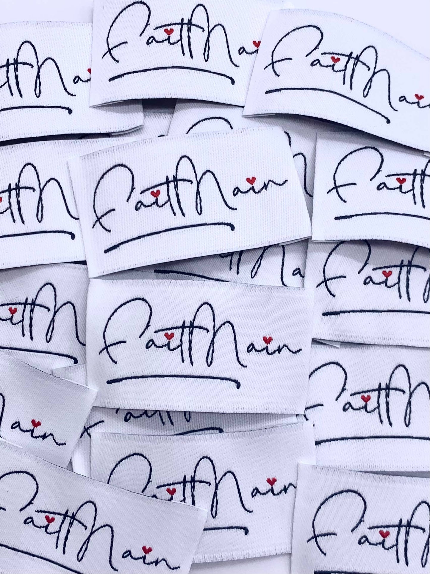 Étiquette tissée à coudre "Fait Main " Blanc et Marine